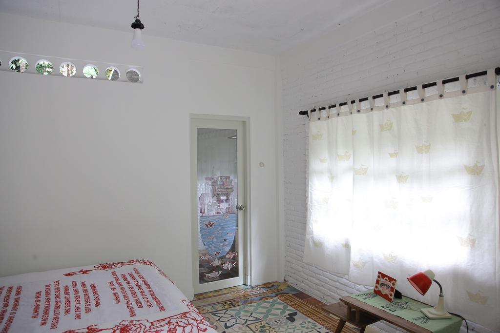Rumah Senjakala Bantul Buitenkant foto