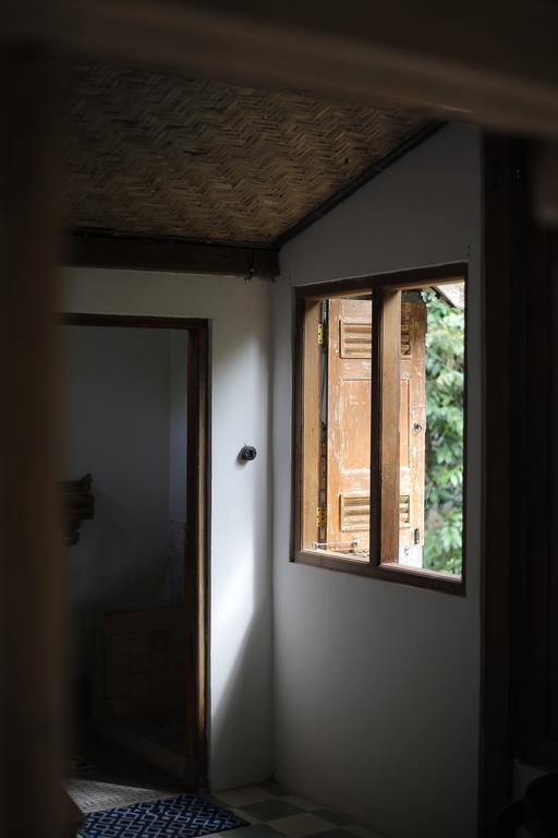 Rumah Senjakala Bantul Buitenkant foto
