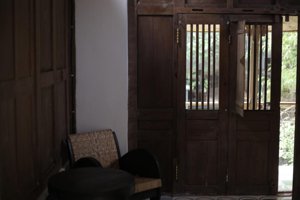 Rumah Senjakala Bantul Buitenkant foto