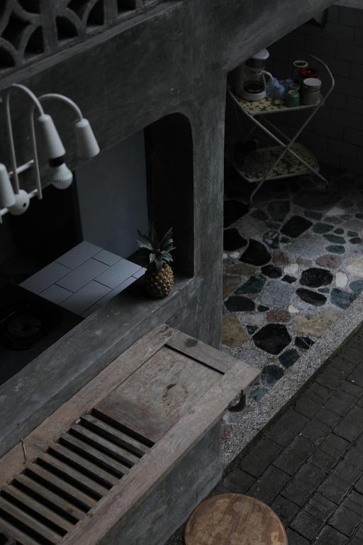 Rumah Senjakala Bantul Buitenkant foto